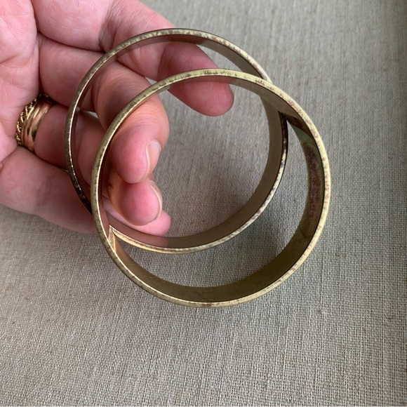 Banana Republic green enamel bangle bracelets - Picture 5 of 5